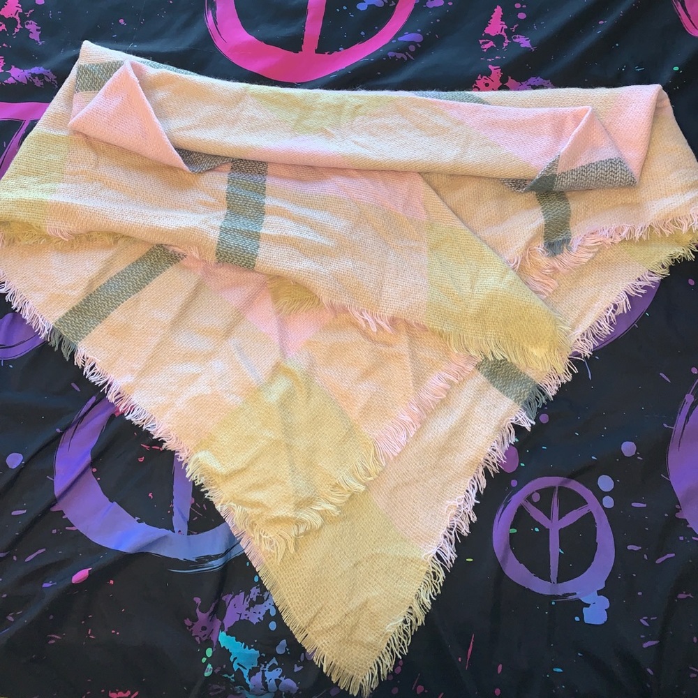 Charlotte Russe Scarf